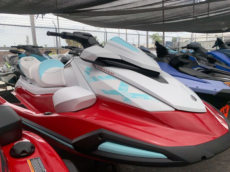 New 2025 Yamaha VX LIMITED Image 5