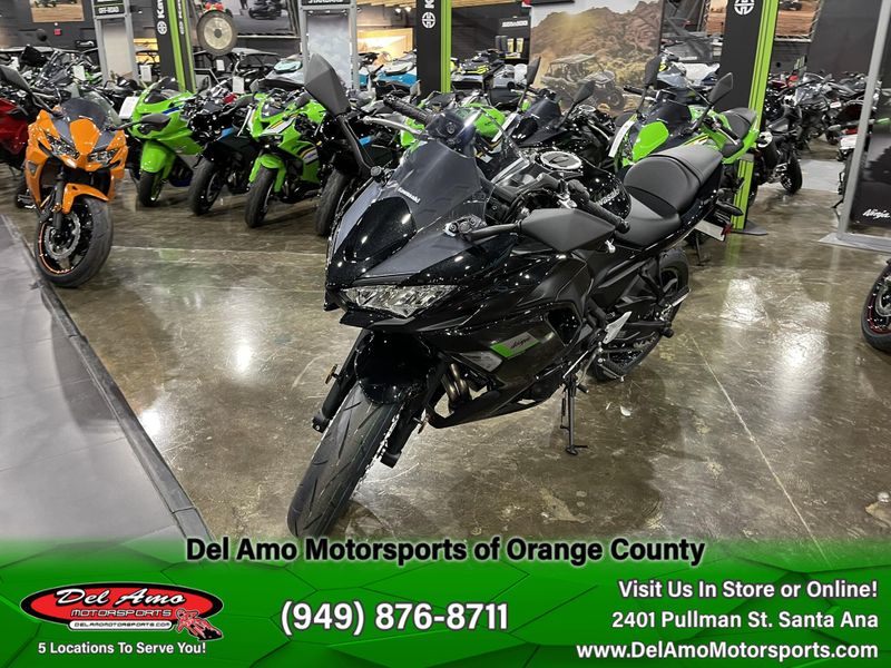 2025 Kawasaki NINJA 650 Image 5