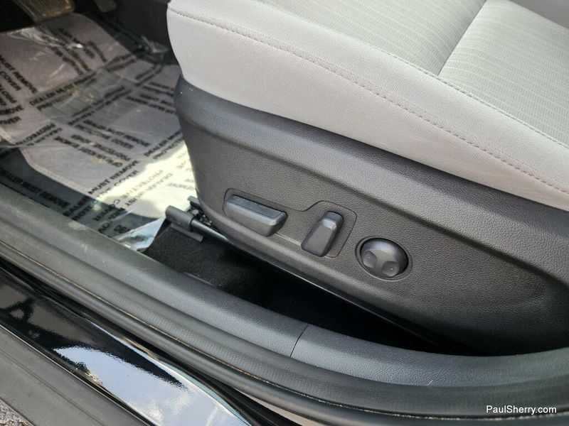 Used 2023 Hyundai Kona SEL