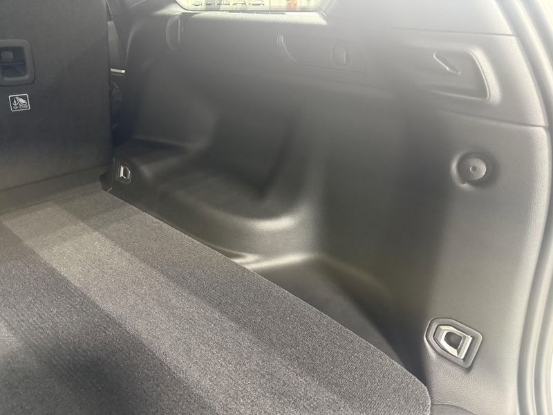 New 2025 Jeep Grand Cherokee Limited 4x4Image 9