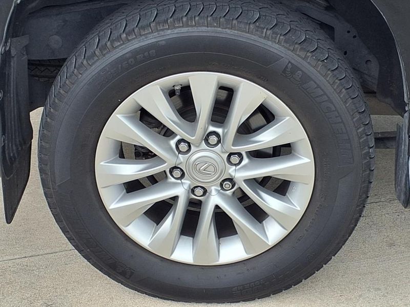 2019 Lexus GX 460 460Image 13