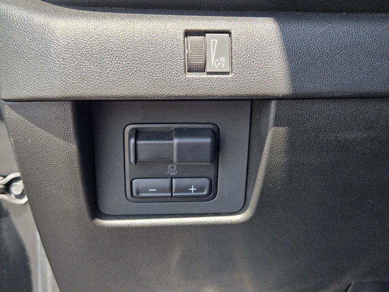 Used 2023 Chevrolet Colorado 4WD Crew Cab Trail Boss