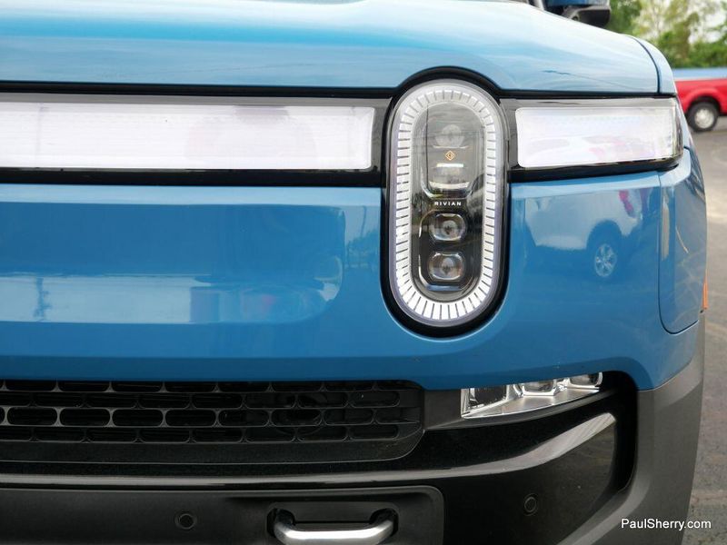 2023 Rivian R1S Launch EditionImage 21