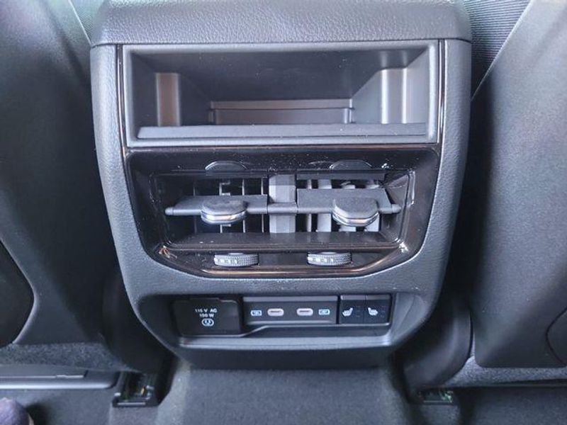 New 2026 Jeep Grand Cherokee Limited Reserve 4x4