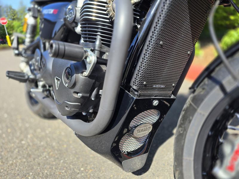2024 Triumph THRUXTON 1200 RS 