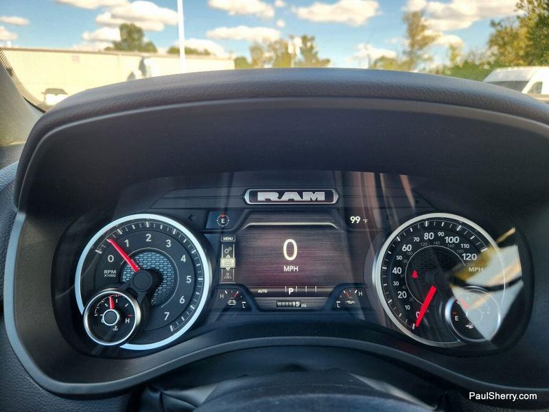 New 2026 RAM 1500 Big Horn Crew Cab 4x4 5'7' Box