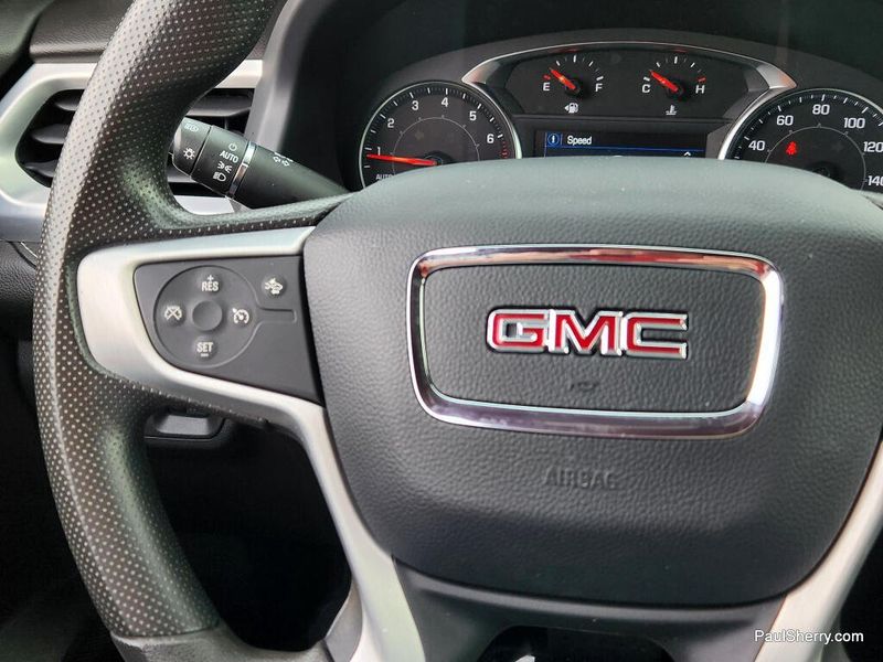 Used 2023 GMC Acadia SLE