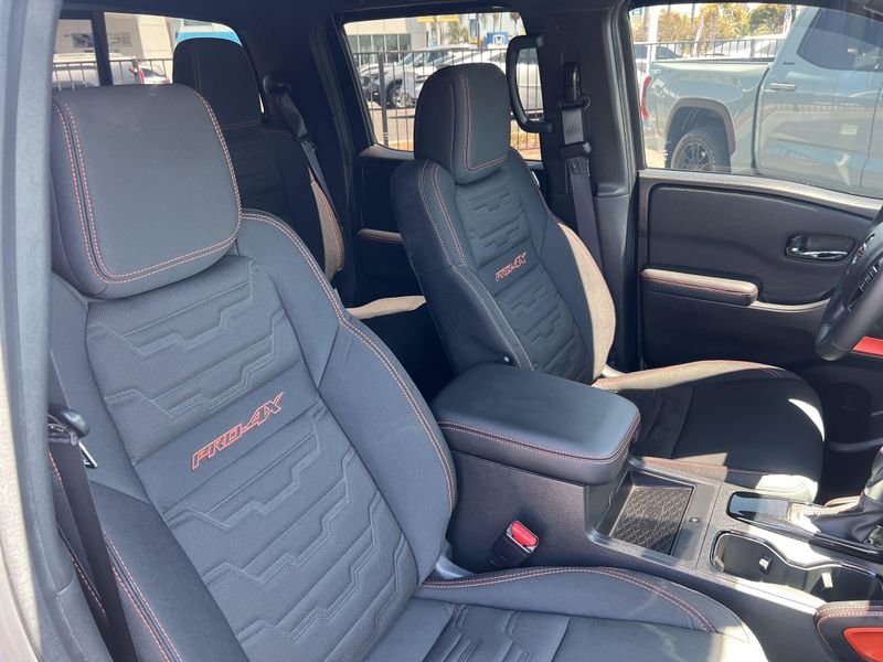 Used 2024 Nissan Frontier PRO-4XImage 25