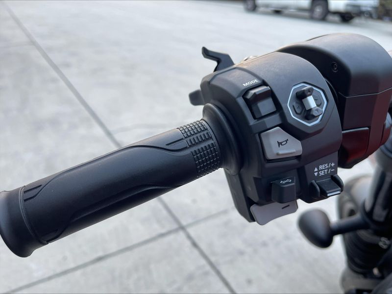 New 2025 Honda REBEL 1100 DCT SE Image 12