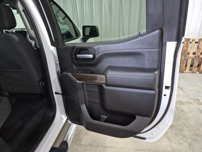 2021 Chevrolet Silverado 1500 RSTImage 11
