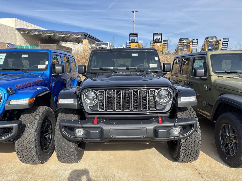New 2026 Jeep Wrangler 4-door Rubicon XImage 2