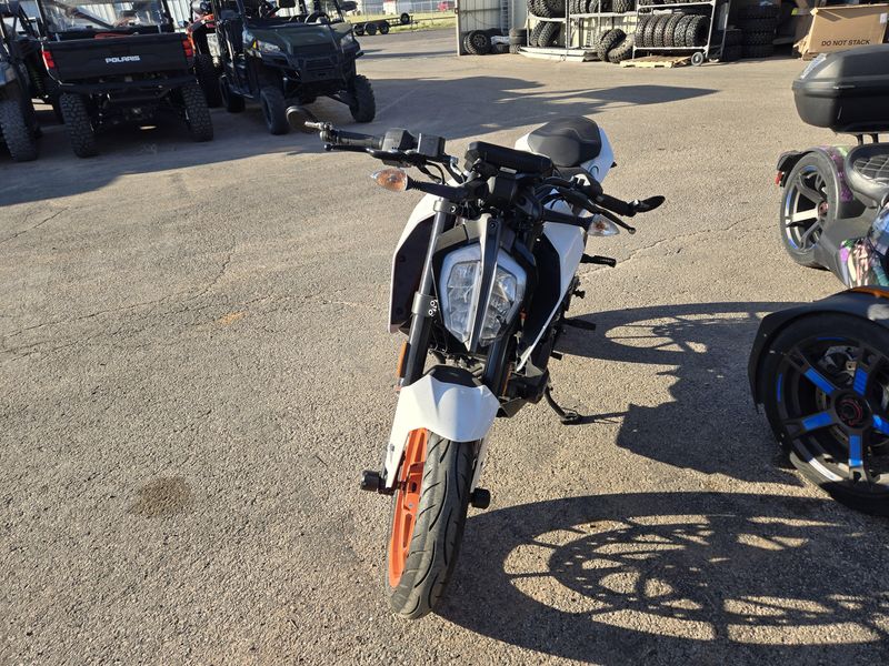 USED 2019 KTM DUKE 390 Image 7