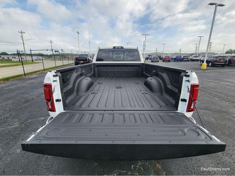 New 2026 RAM 3500 Limited Longhorn Crew Cab 4x4 8' Box