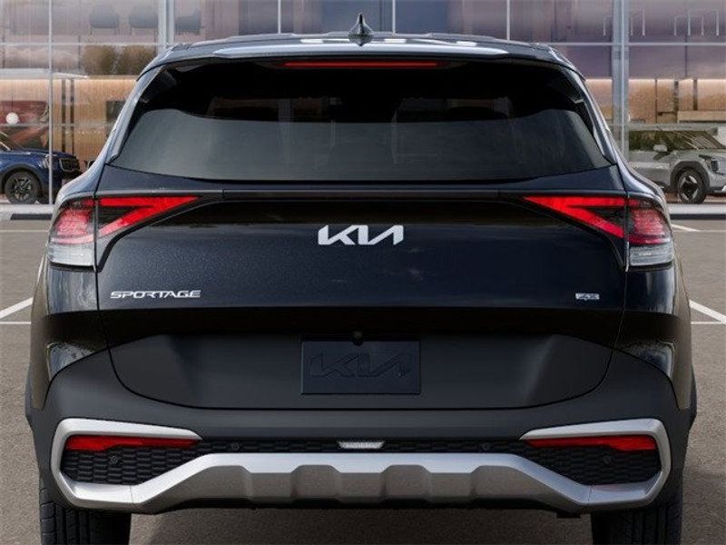 2024 Kia Sportage LXImage 13