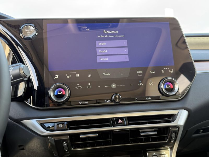 New 2026 Lexus RX 450h+ LuxuryImage 25