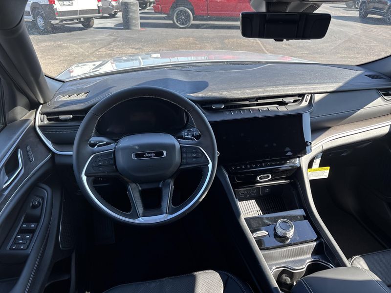 New 2026 Jeep Grand Cherokee Limited Reserve 4x4Image 22