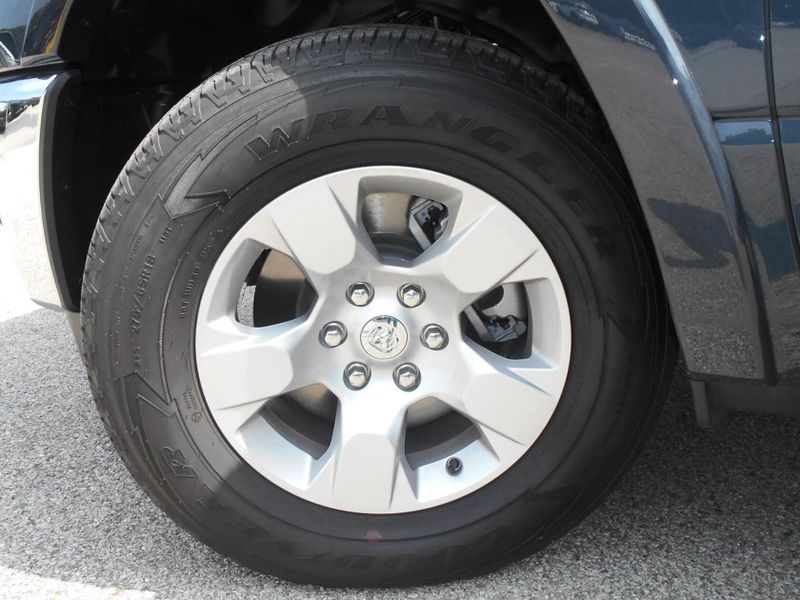 2025 RAM 1500 Big Horn Crew Cab 4x4 5
