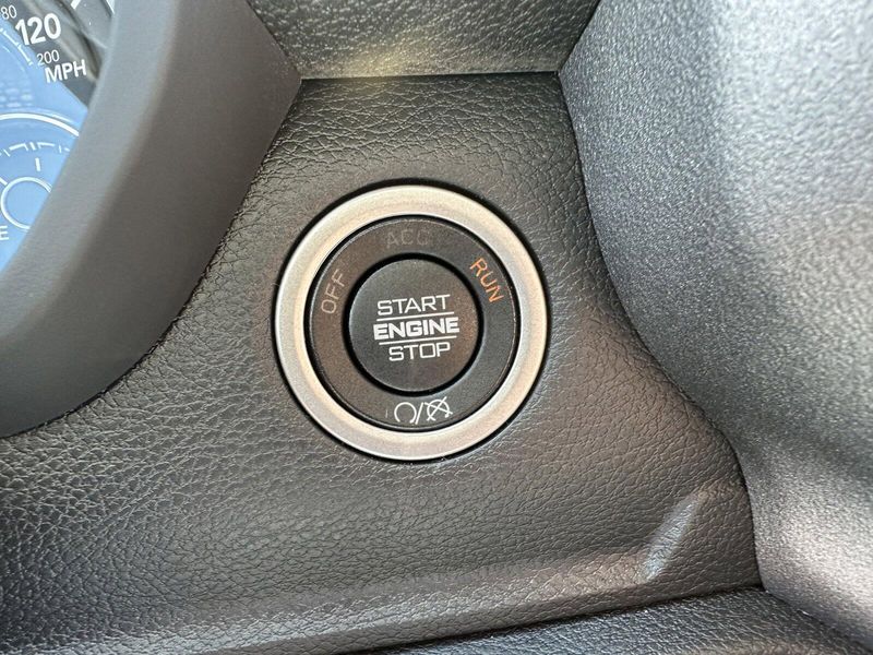 2023 RAM 3500 Tradesman Crew Cab 4x4 6