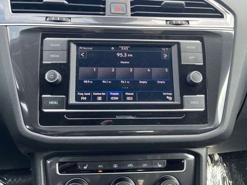 2024 Volkswagen Tiguan 2.0T S