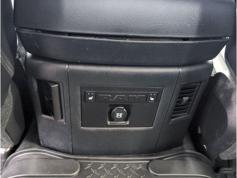 Used 2017 RAM 3500 LaramieImage 36