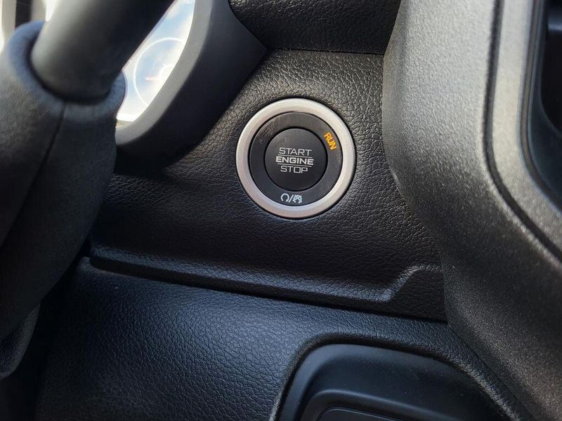 2025 RAM 2500 Tradesman Crew Cab 4x4 6