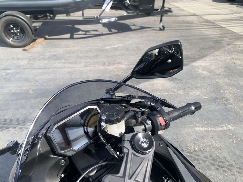 New 2026 Kawasaki NINJA ZX-6R Image 14