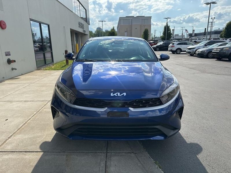 2023 Kia Forte LXSImage 2