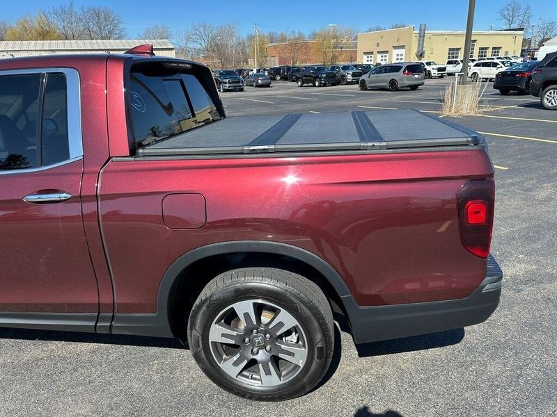 2018 Honda Ridgeline RTL-EImage 17