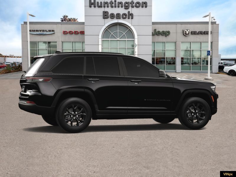 2025 Jeep Grand Cherokee Altitude 4x2Image 15