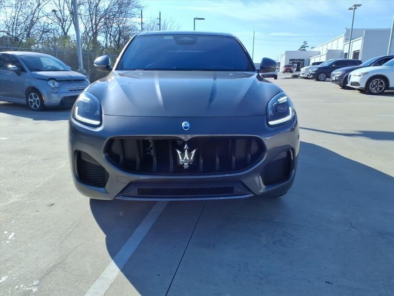 New 2026 Maserati Grecale ModenaImage 4