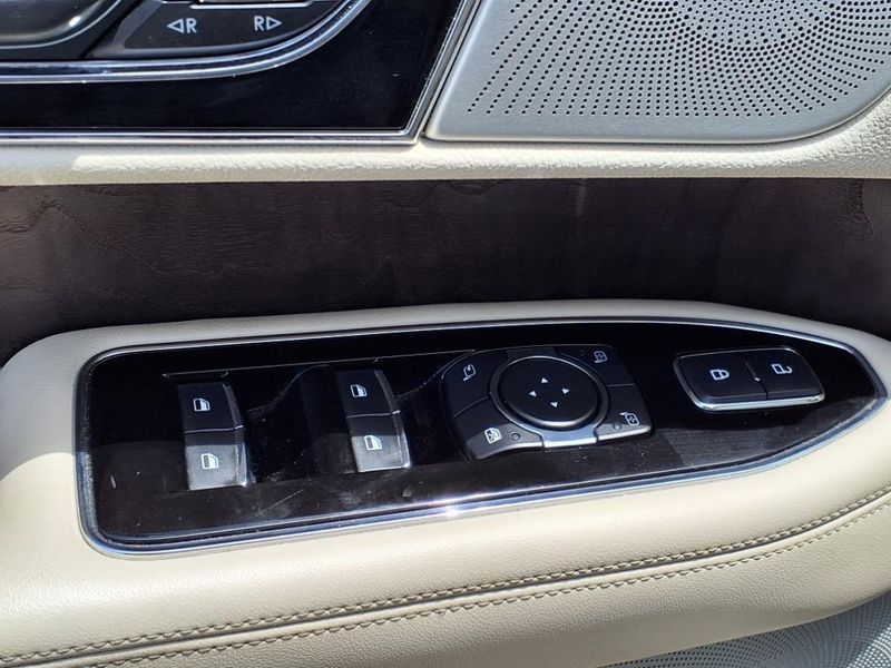 2021 Lincoln Navigator ReserveImage 6
