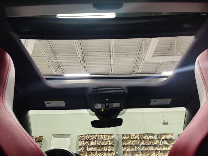 Used 2024 Volkswagen Golf GTI SE w/SunroofImage 6
