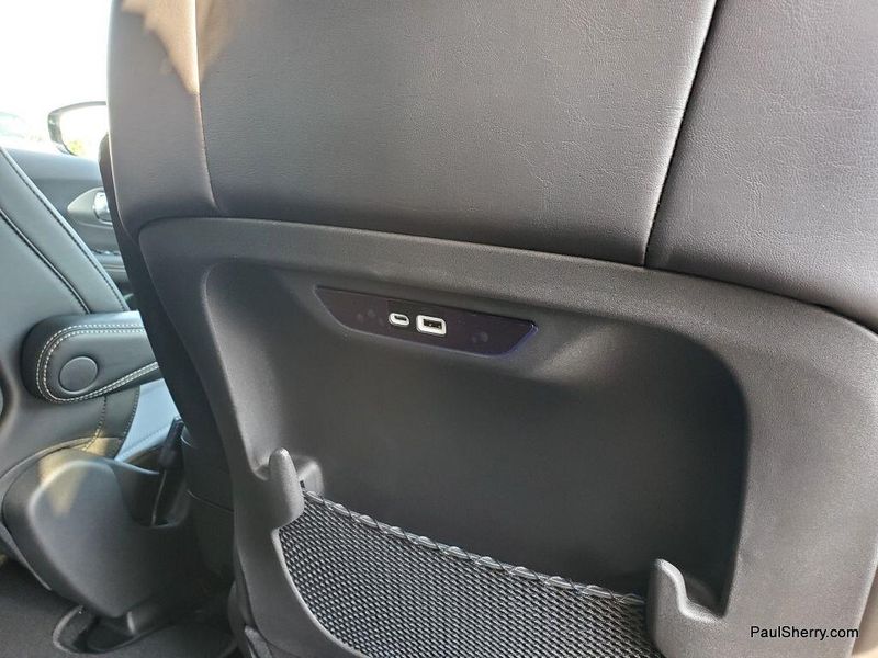 New 2026 Chrysler Pacifica SelectImage 28
