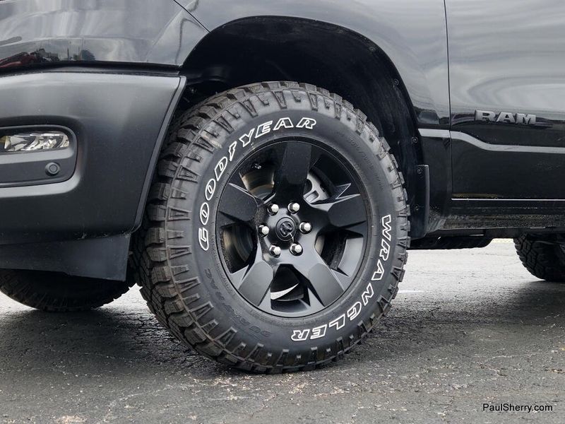 New 2026 RAM 1500 Warlock Crew Cab 4x4 5'7' Box