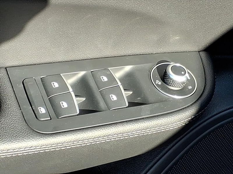 New 2025 Alfa Romeo Giulia RwdImage 16