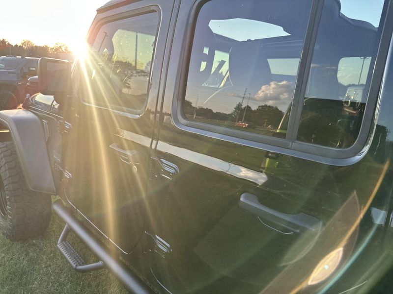 New 2025 Jeep Wrangler 4-door Sport SImage 18