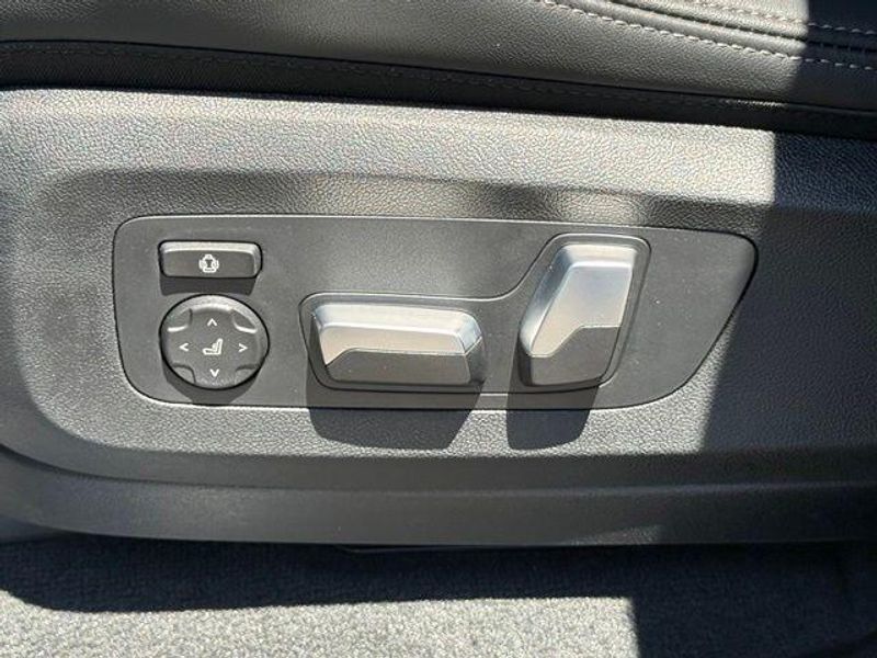 Used 2026 BMW X5 sDrive40iImage 21