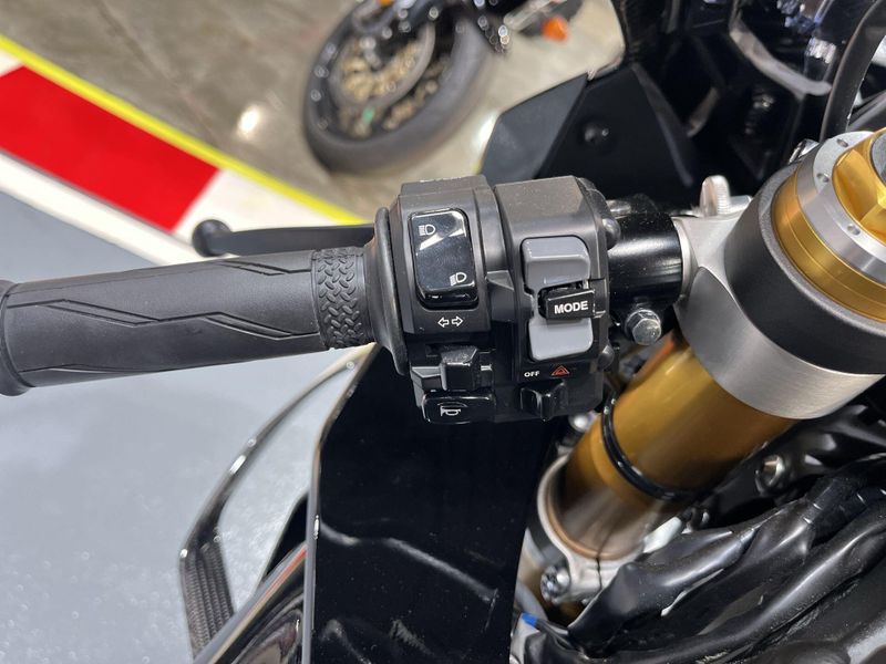 New 2026 Yamaha YZF-R1M Image 21