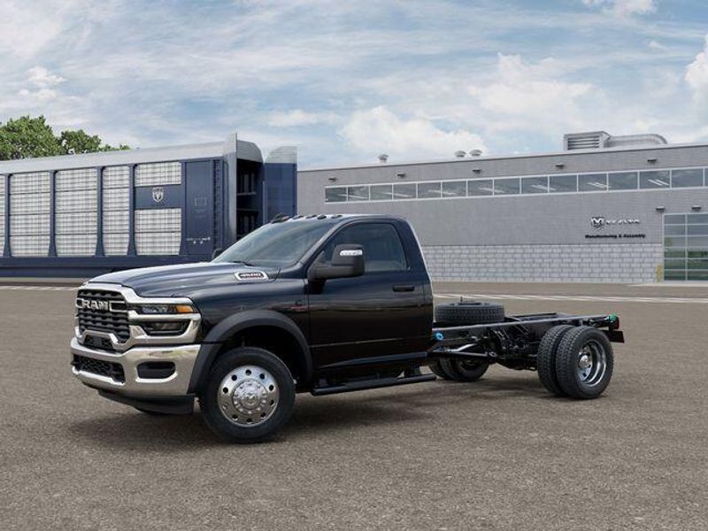 New 2026 RAM 4500 Tradesman Chassis Regular Cab 4x4 84