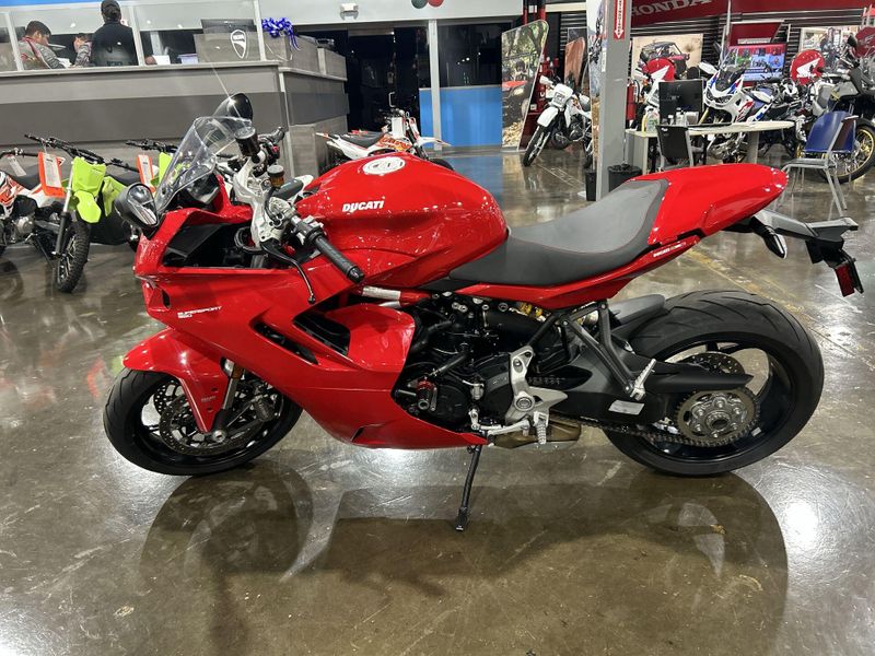 Used 2024 Ducati SUPERSPORT 950 Image 21