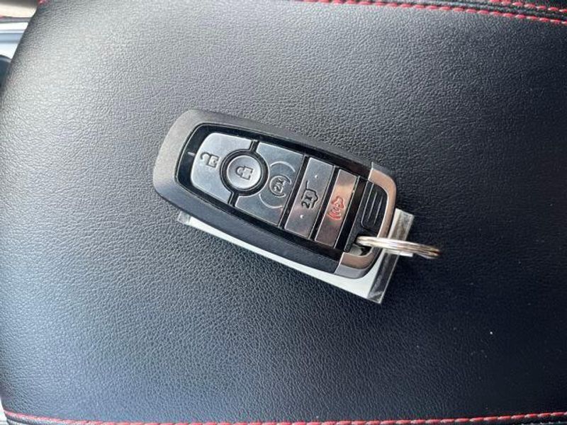 2022 Ford Edge ST Line