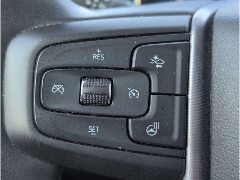 Used 2025 GMC Sierra 1500 SLTImage 26