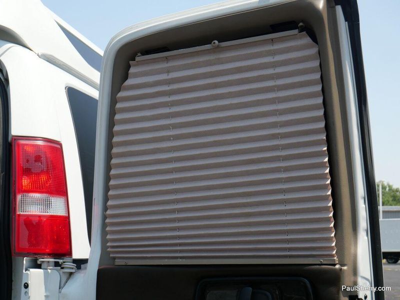 2018 GMC Savana 2500 Image 18