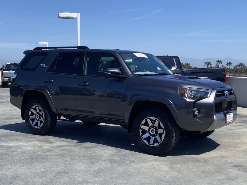 2023 Toyota 4Runner TRD Off-Road PremiumImage 2