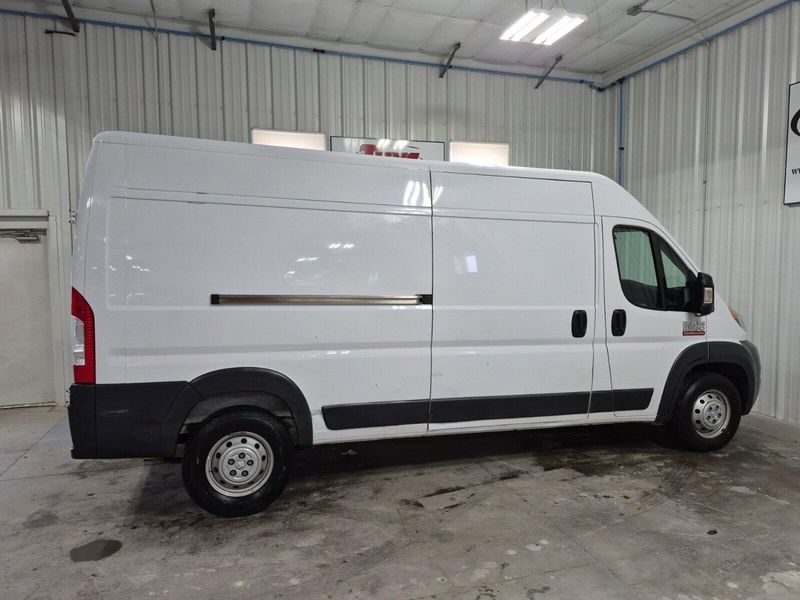 2017 RAM ProMaster 2500 Image 4