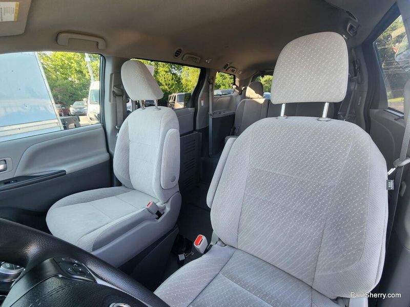 Used 2020 Toyota Sienna LE