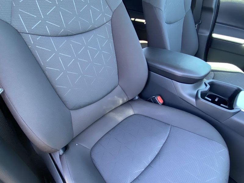 New 2025 Toyota RAV4 XLEImage 11