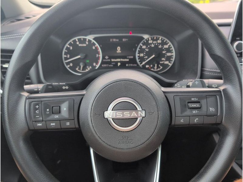 Used 2023 Nissan Rogue SImage 21
