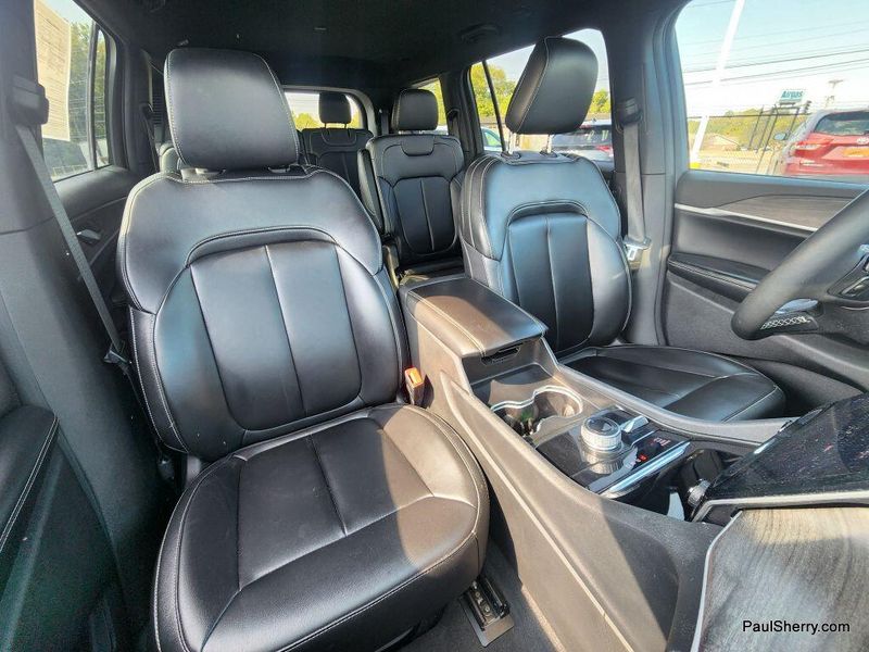 Used 2024 Jeep Grand Cherokee L Limited Black