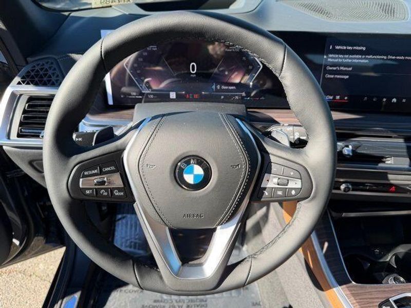New 2026 BMW X5 xDrive40iImage 17